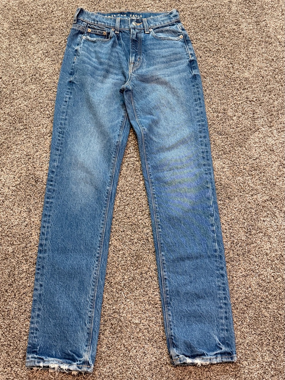 NWOT - American Eagle Outfitters Super High-Rise Straight Jeans
